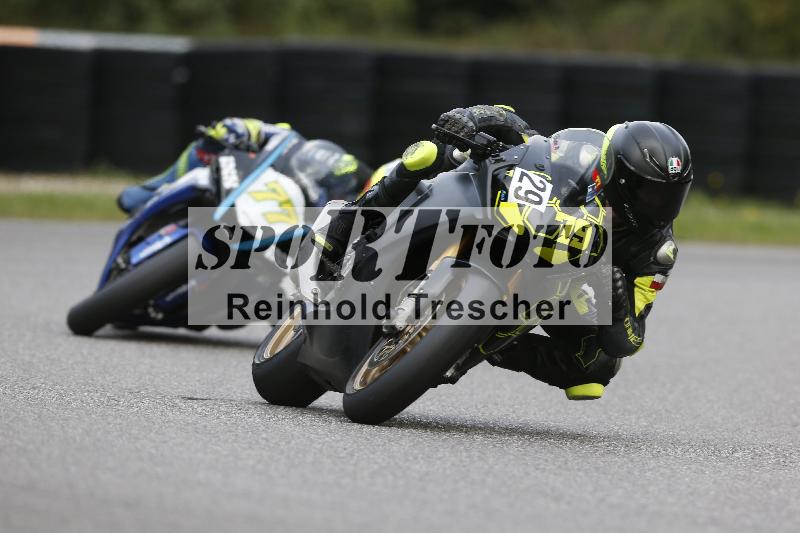 /53 16.09.2025 Track Day Domi Aegerter ADR/Gruppe rot/77